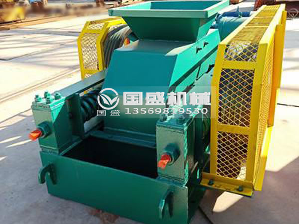 齒輥式狼牙石料粉碎機 齒輥式狼牙石料粉碎機