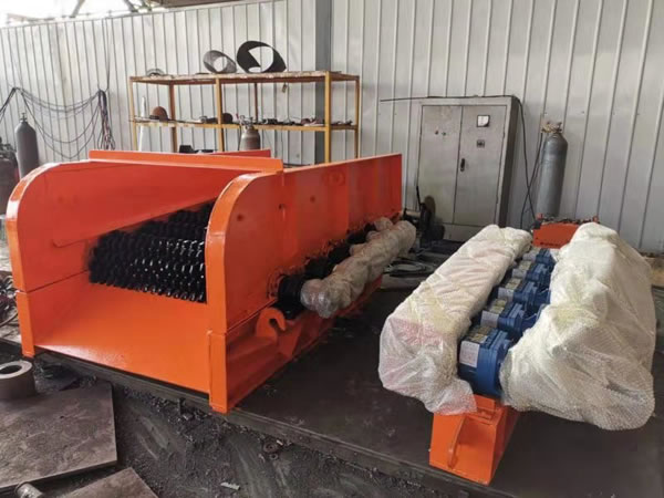 交叉式細粒滾軸篩 交叉式細粒滾軸篩